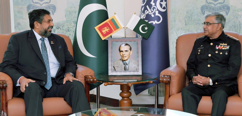 Naval Diplomacy: Sri Lankan High Commissioner Meets Chief of Pakistan Navy at Naval Headquarters