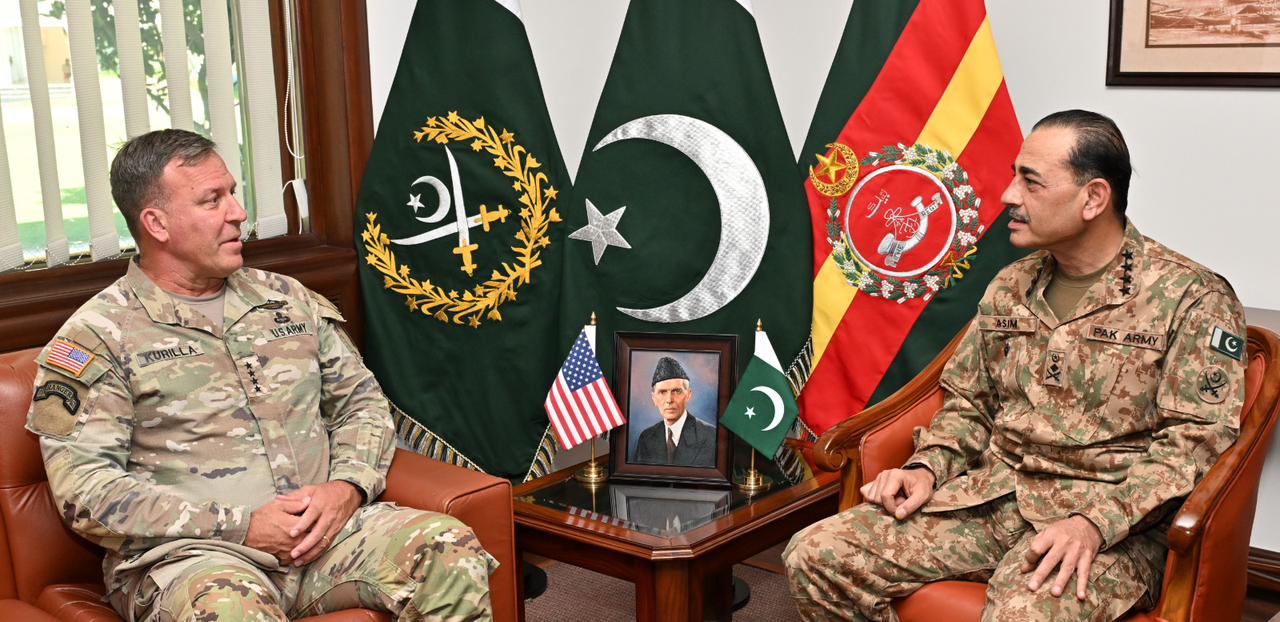 US CENTCOM Commander Meets Pakistan's Army Chief, Strengthening Regional Security Cooperation