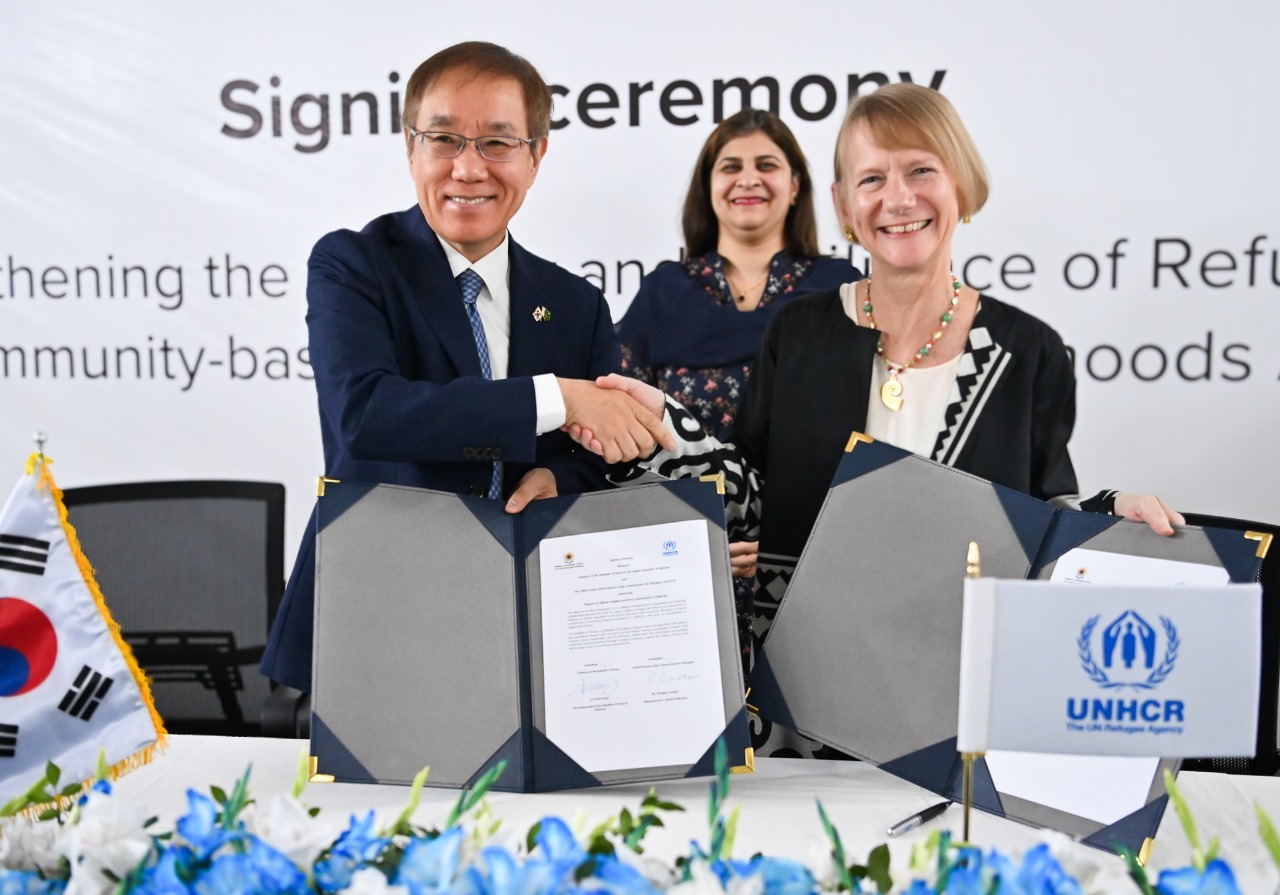 Korean Ambassador Park Ki Jun Spearheads Korea's $1M Aid for Afghan Refugees in Pakistan