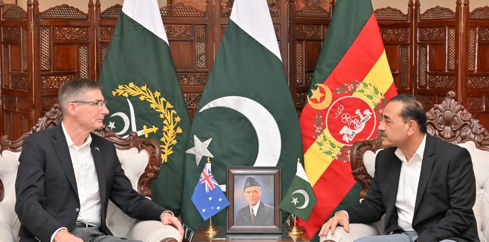 Australian Chief of Defence Forces Meets with Pakistan's Chief of Army Staff