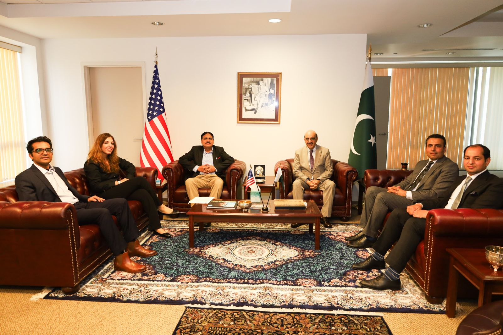 Empowering Pakistan's IT Sector: 30,000 Students to Receive Advanced Cloud AI Training