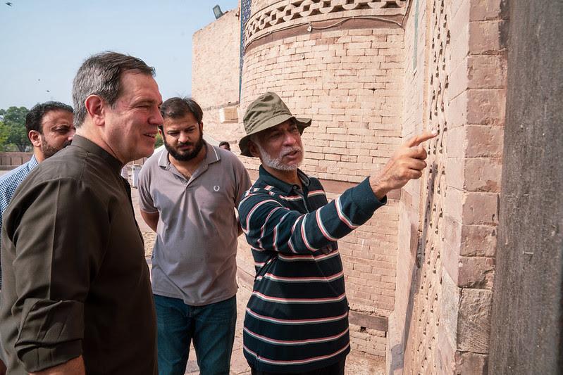 U.S. Embassy DCM Andrew Schofer and CG Kristin Hawkins Visit Historic Shrines in Multan
