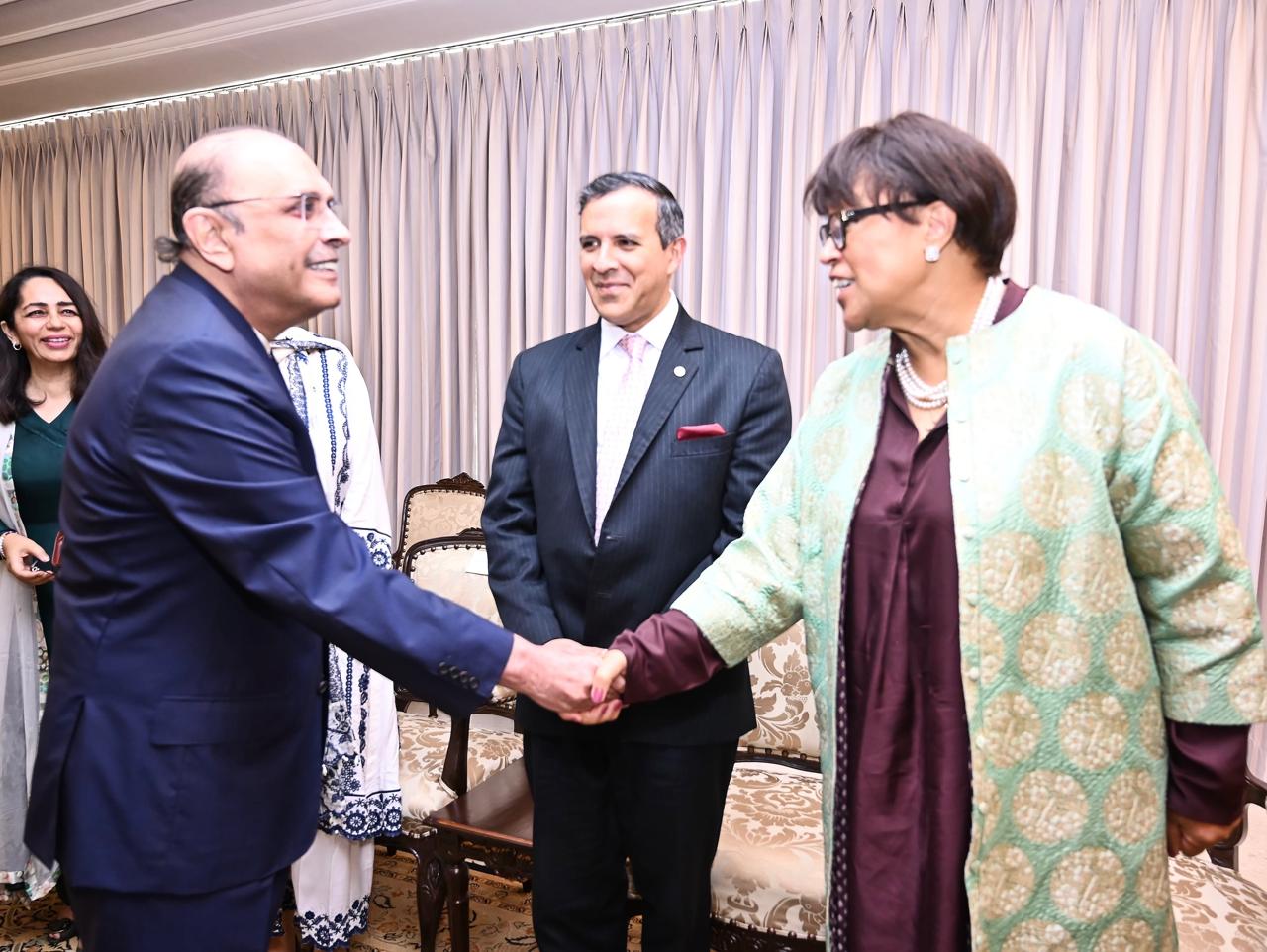 President Asif Ali Zardari Meets Commonwealth Secretary General Patricia Scotland to Strengthen Bilateral Cooperation