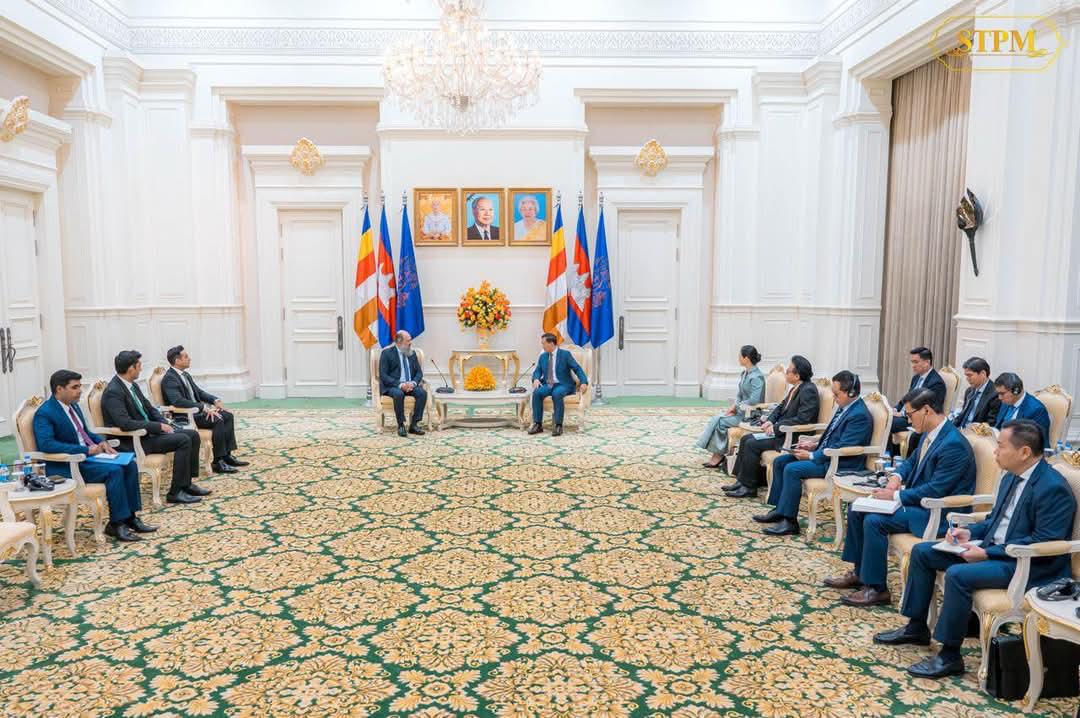 Jam Kamal Khan, Cambodian Prime Minister Samdech Hun Manet Discuss Strengthening Bilateral Ties
