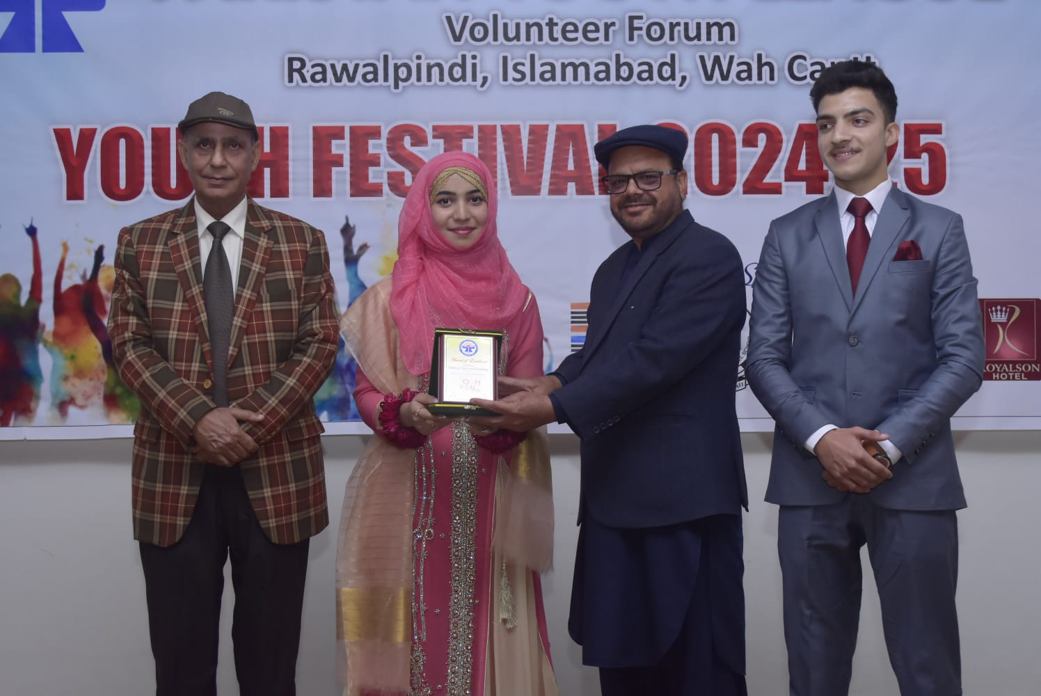 Haji Umar Farooq Encourages Pakistani Youth to Verify Information Before Sharing Online