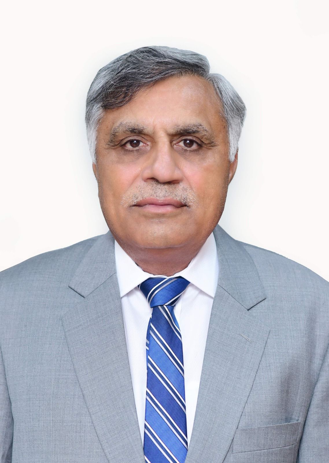 Dr. Qamar-uz-Zaman Appointed & Assumed the Charge of Vice Chancellor PMAS-AAUR