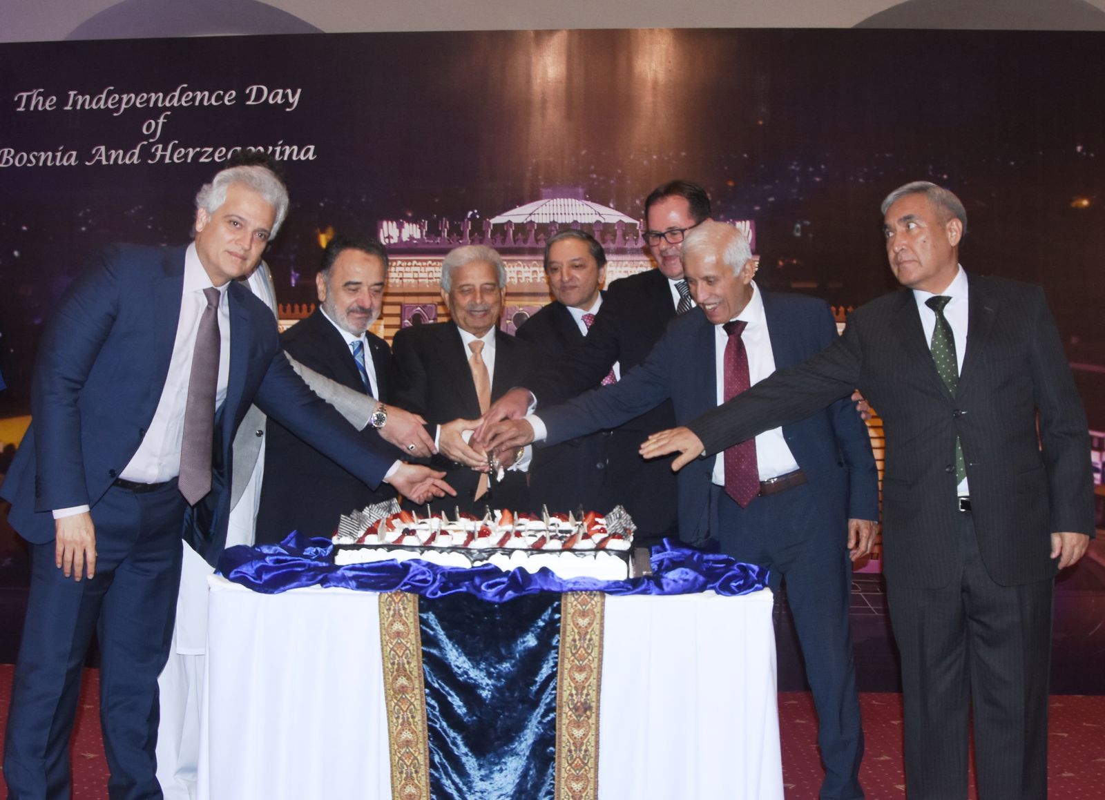 Ambassador Čohodarević Praises Pakistan’s Support for Bosnia and Herzegovina on Its 33rd Independence Day in Islamabad